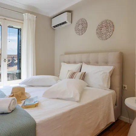 Grace's Townhouse Apartament Corfu (city)